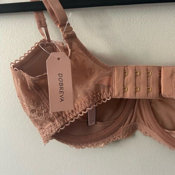 NWT Dobreva Bra 32DD - Picture 5 of 7